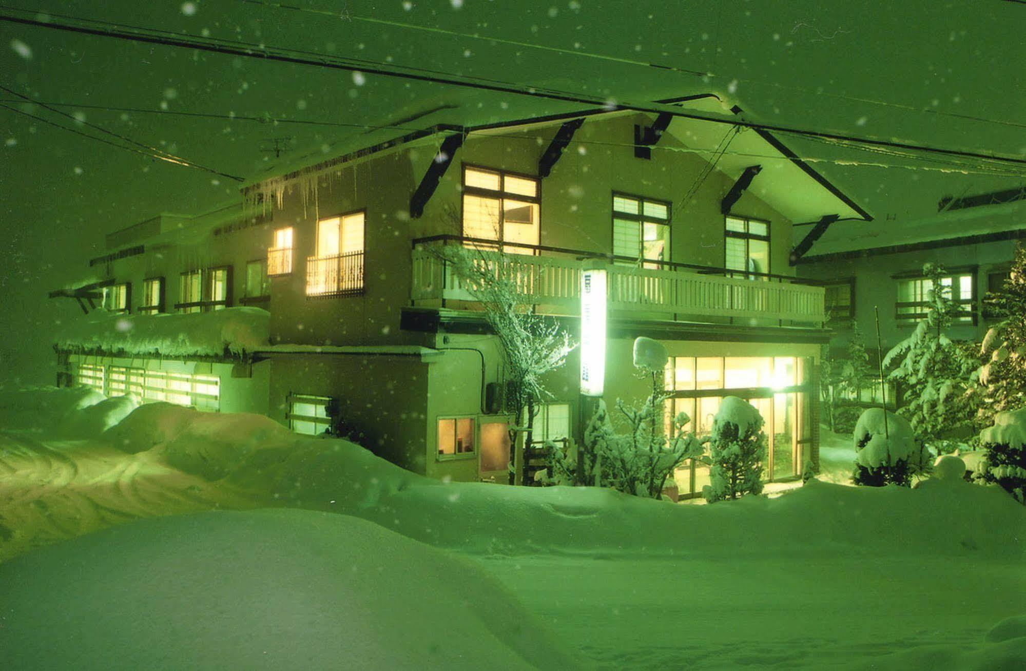 Hakuba Hotel Ougiya Kültér fotó